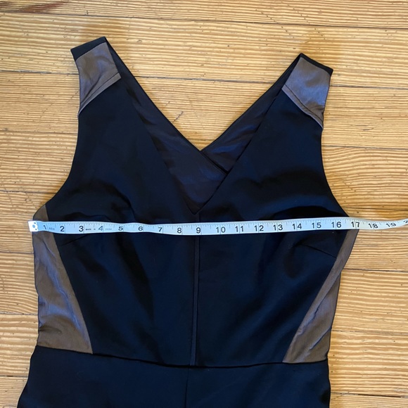 NWT DKNY Cross-Back Jumpsuit in Black Colorblock Sz 12 - Picture 9 of 16